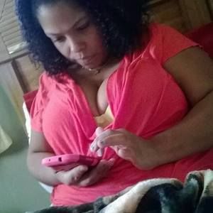 Meet your Posher, Esther